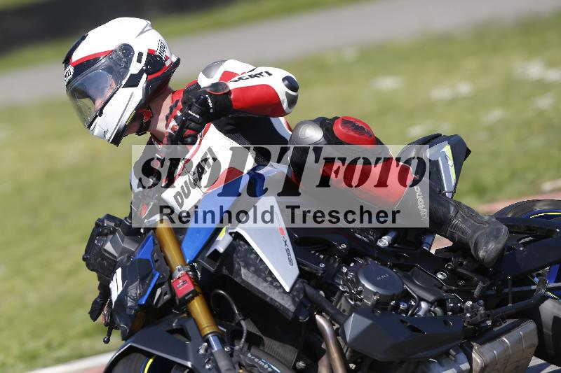 /12 30.04.2025 Speer Racing ADR/Gruppe gruen/911